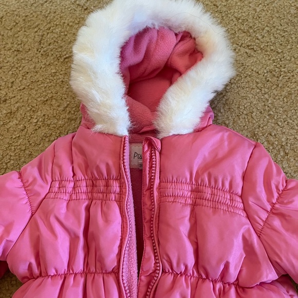 Pistachio Pink girls Puffer Coat, size 2T - Picture 2 of 3